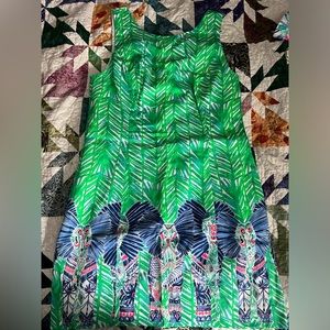 Sz 10 EUC Mila shift in Toucan Green Costa Verde Engineered